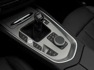 BMW Z4 sDrive20i -5tkm- M-AERODYNAMIKPAKET Leder