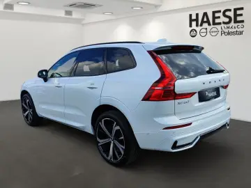 VOLVO XC60 T6 Ultra Dark Recharge Plug-In Hybrid AWD E