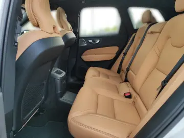 VOLVO XC60 T6 Ultra Dark Recharge Plug-In Hybrid AWD E