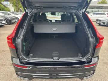 VOLVO XC60 T8 Ultra Dark Recharge Plug-In Hybrid AWD H