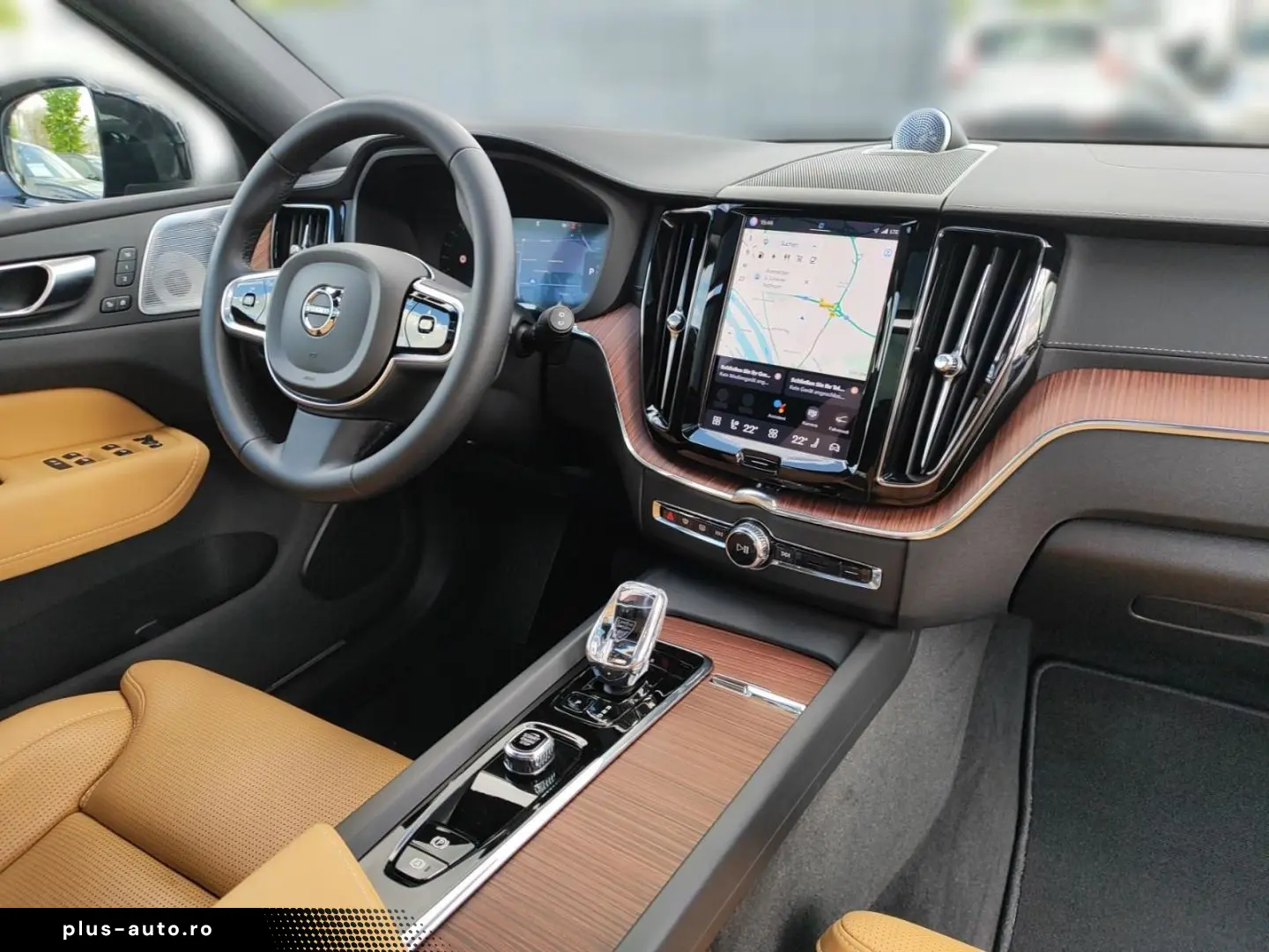 VOLVO XC60 T6 Ultra Dark Plug-In Hybrid AWD EU6e Luftf