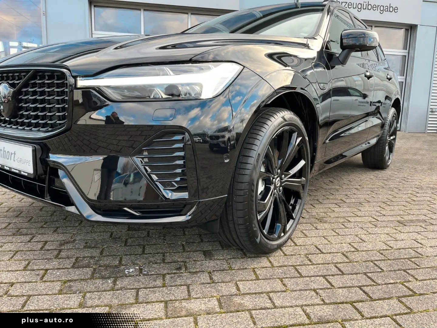 VOLVO XC60 T8 AWD Geartr. ULTRA BLACK EDITION