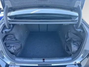 BMW 550e xDrive Panorama