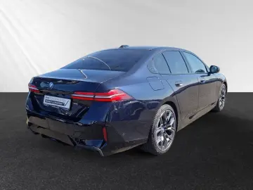 BMW 550e xDrive M Sport P
