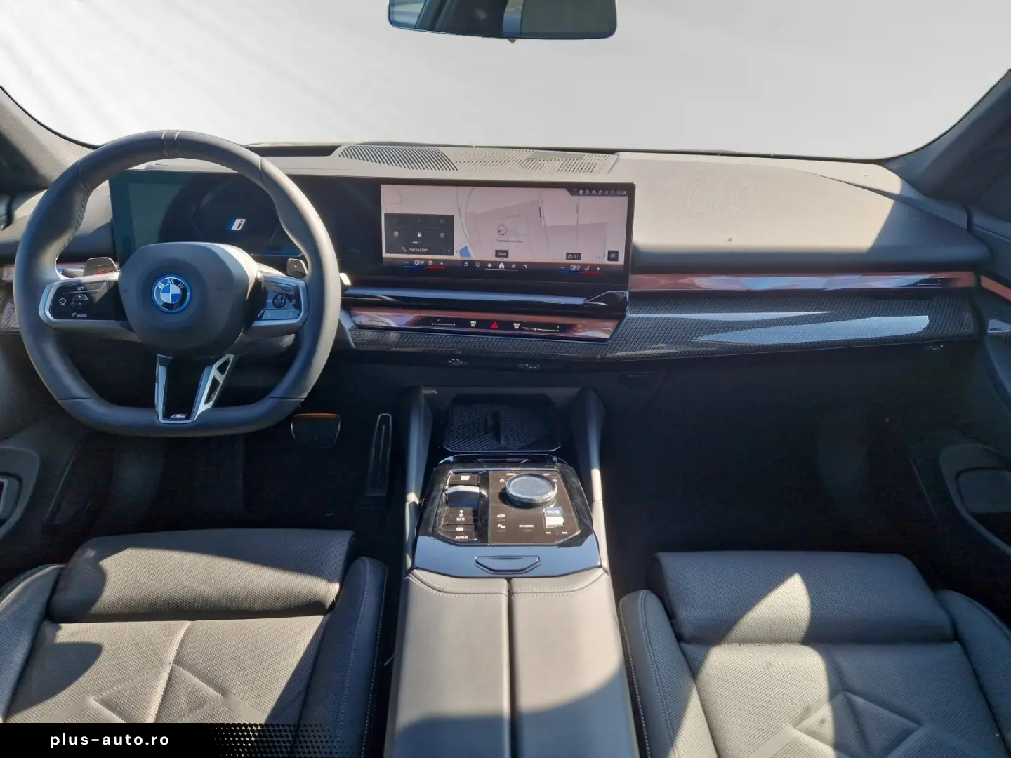 BMW 550e xDrive M Sport P