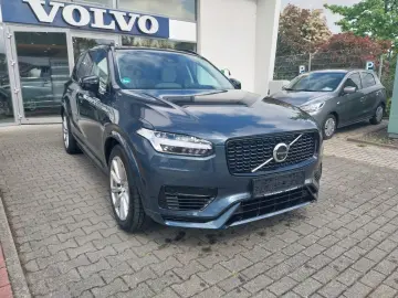 VOLVO XC90 T8  Ultra Dark Recharge Plug-In Hybrid AWD
