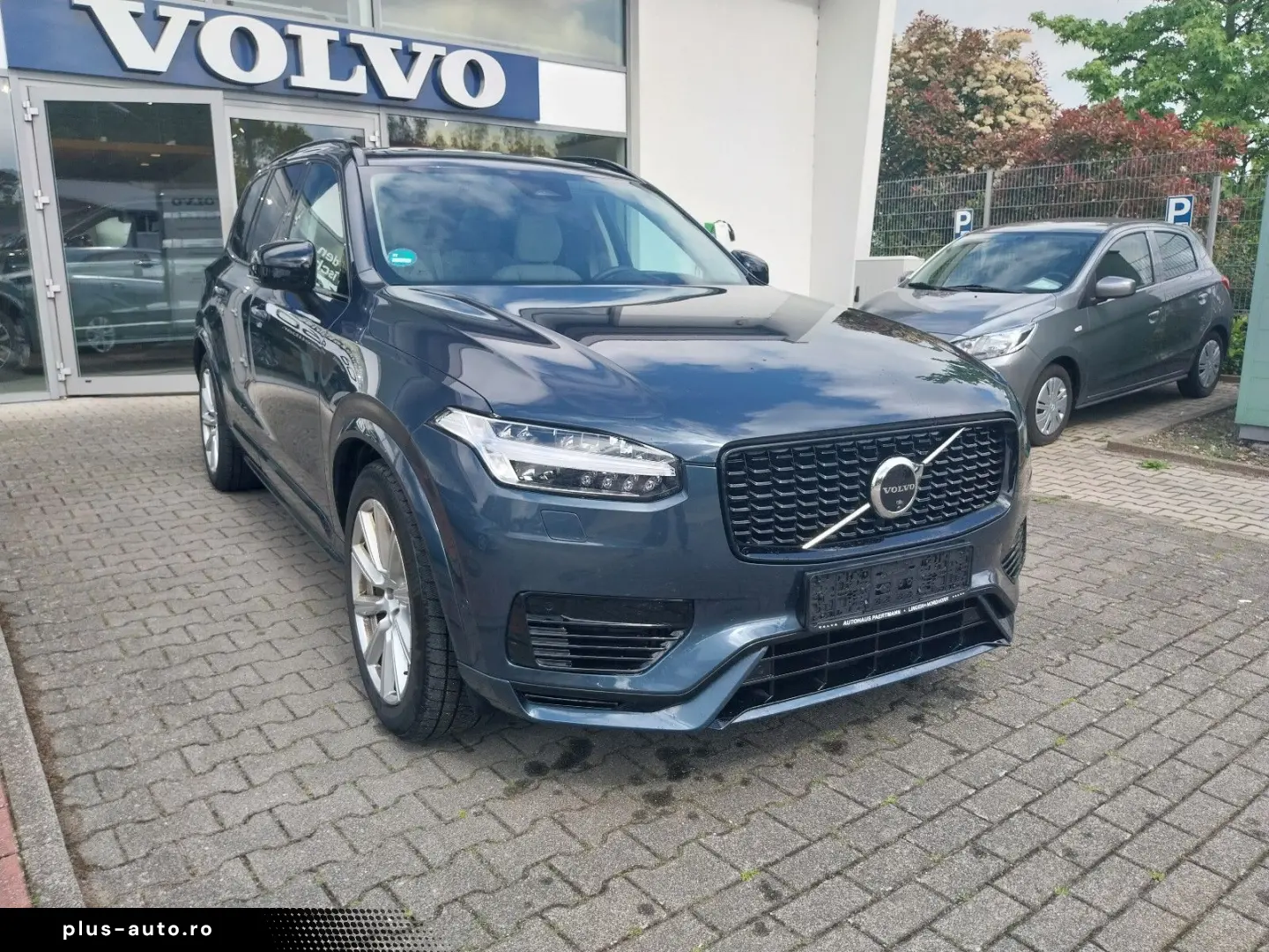 VOLVO XC90 T8  Ultra Dark Recharge Plug-In Hybrid AWD