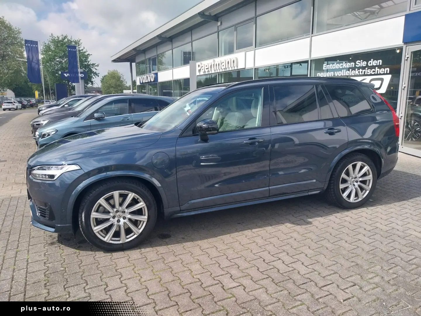 VOLVO XC90 T8  Ultra Dark Recharge Plug-In Hybrid AWD