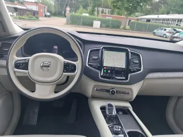 VOLVO XC90 T8  Ultra Dark Recharge Plug-In Hybrid AWD