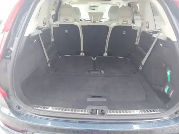 VOLVO XC90 T8  Ultra Dark Recharge Plug-In Hybrid AWD