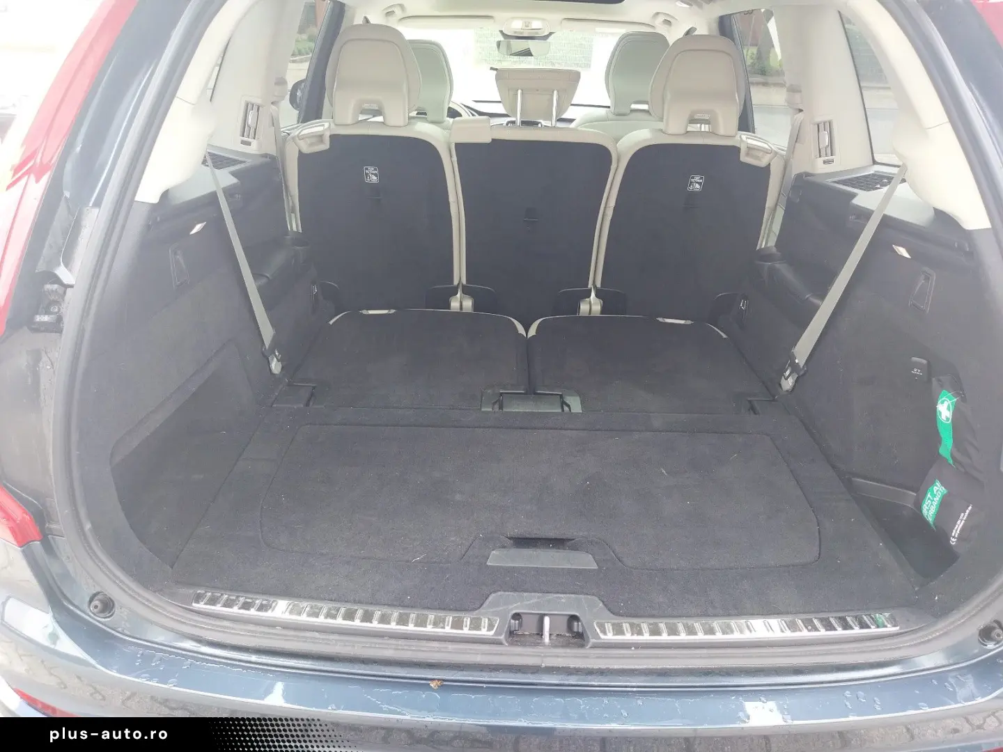 VOLVO XC90 T8  Ultra Dark Recharge Plug-In Hybrid AWD
