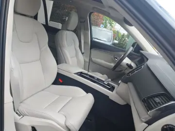 VOLVO XC90 T8  Ultra Dark Recharge Plug-In Hybrid AWD