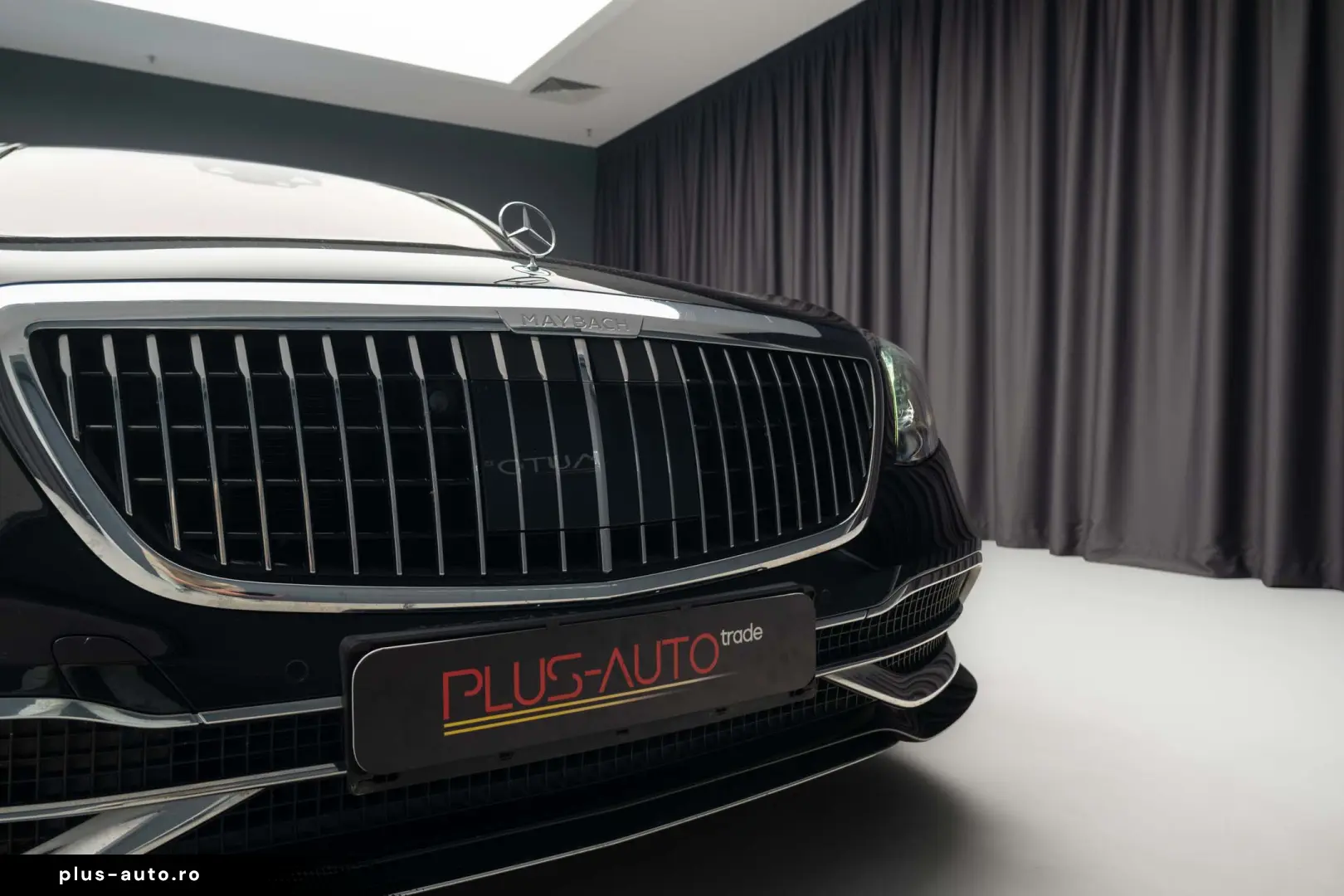 Mercedes-Benz S560 4Matic Maybach