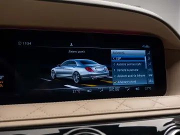 Mercedes-Benz S560 4Matic Maybach