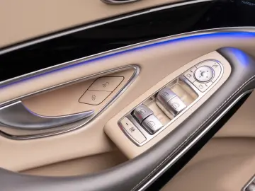 Mercedes-Benz S560 4Matic Maybach