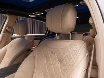 Mercedes-Benz S560 4Matic Maybach