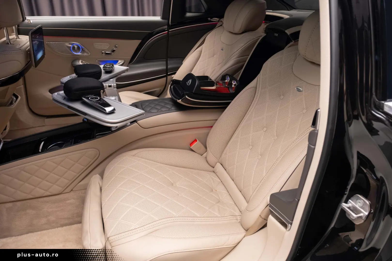 Mercedes-Benz S560 4Matic Maybach