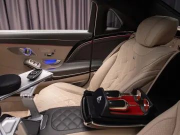 Mercedes-Benz S560 4Matic Maybach