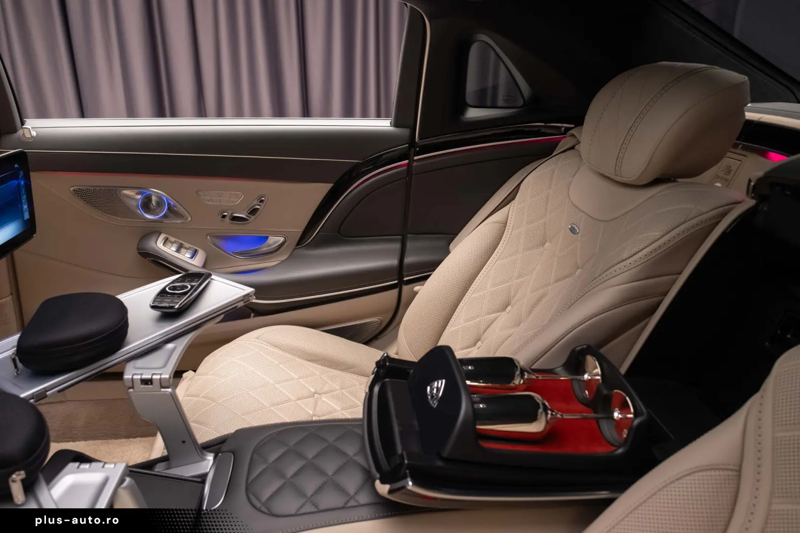 Mercedes-Benz S560 4Matic Maybach
