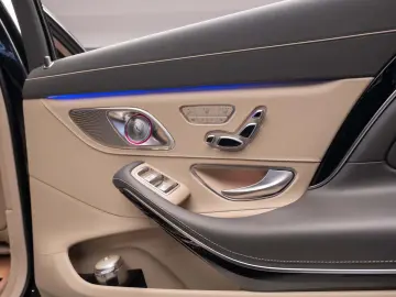 Mercedes-Benz S560 4Matic Maybach