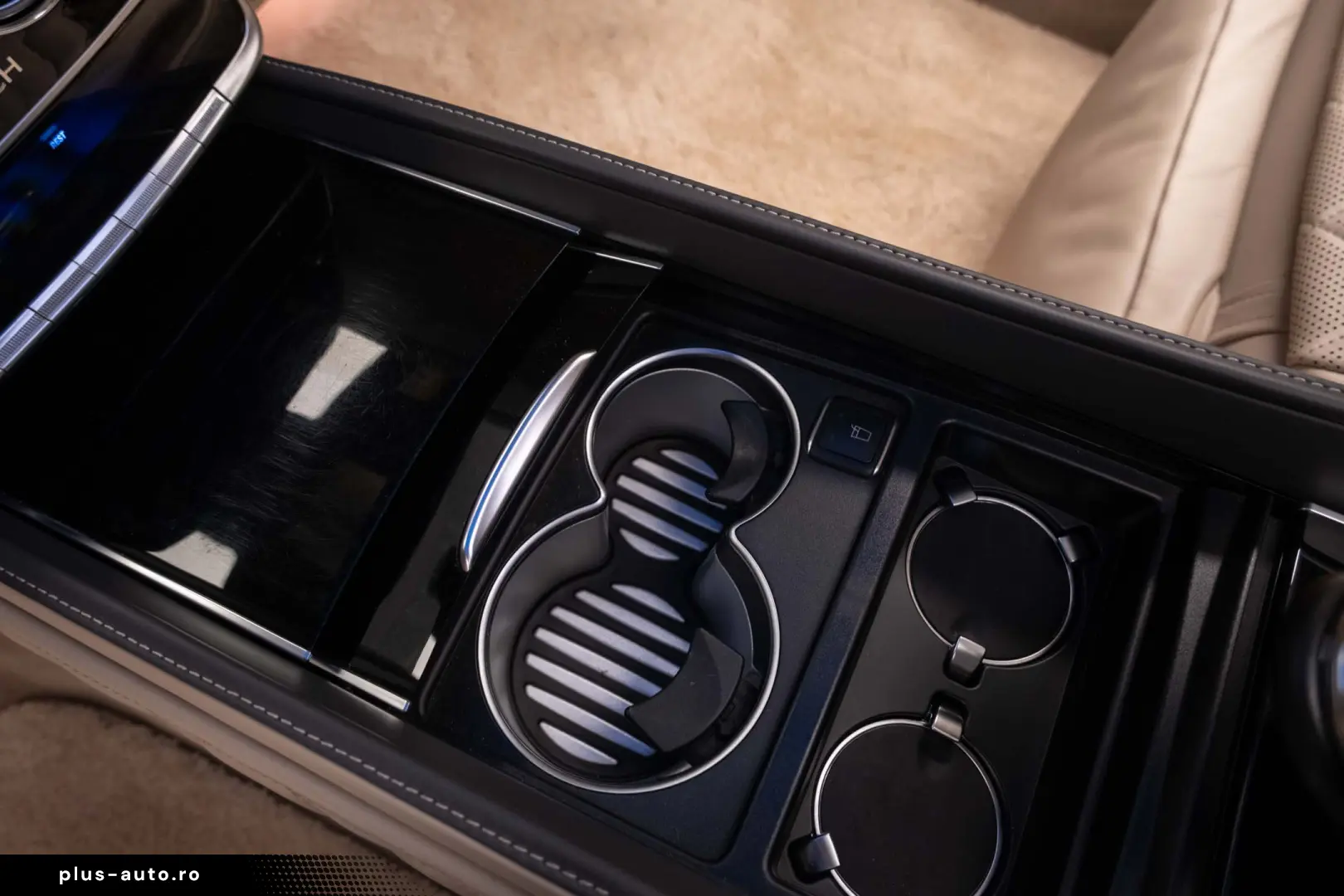 Mercedes-Benz S560 4Matic Maybach