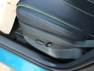 BYD ATTO 3 Design 60kWh 150kW Leder Navi
