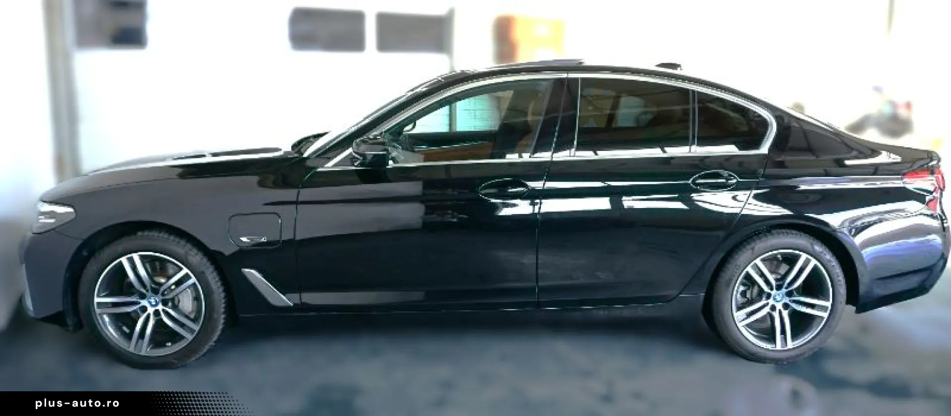 BMW SERIES 5 2.0 530e AT