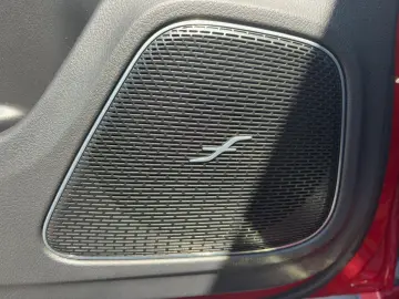 MERCEDES-BENZ CLA 250 e AMG Pano Multibeam Memo
