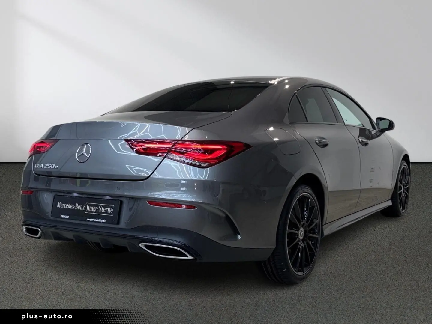 MERCEDES-BENZ CLA 250 e AMG Night Panorama