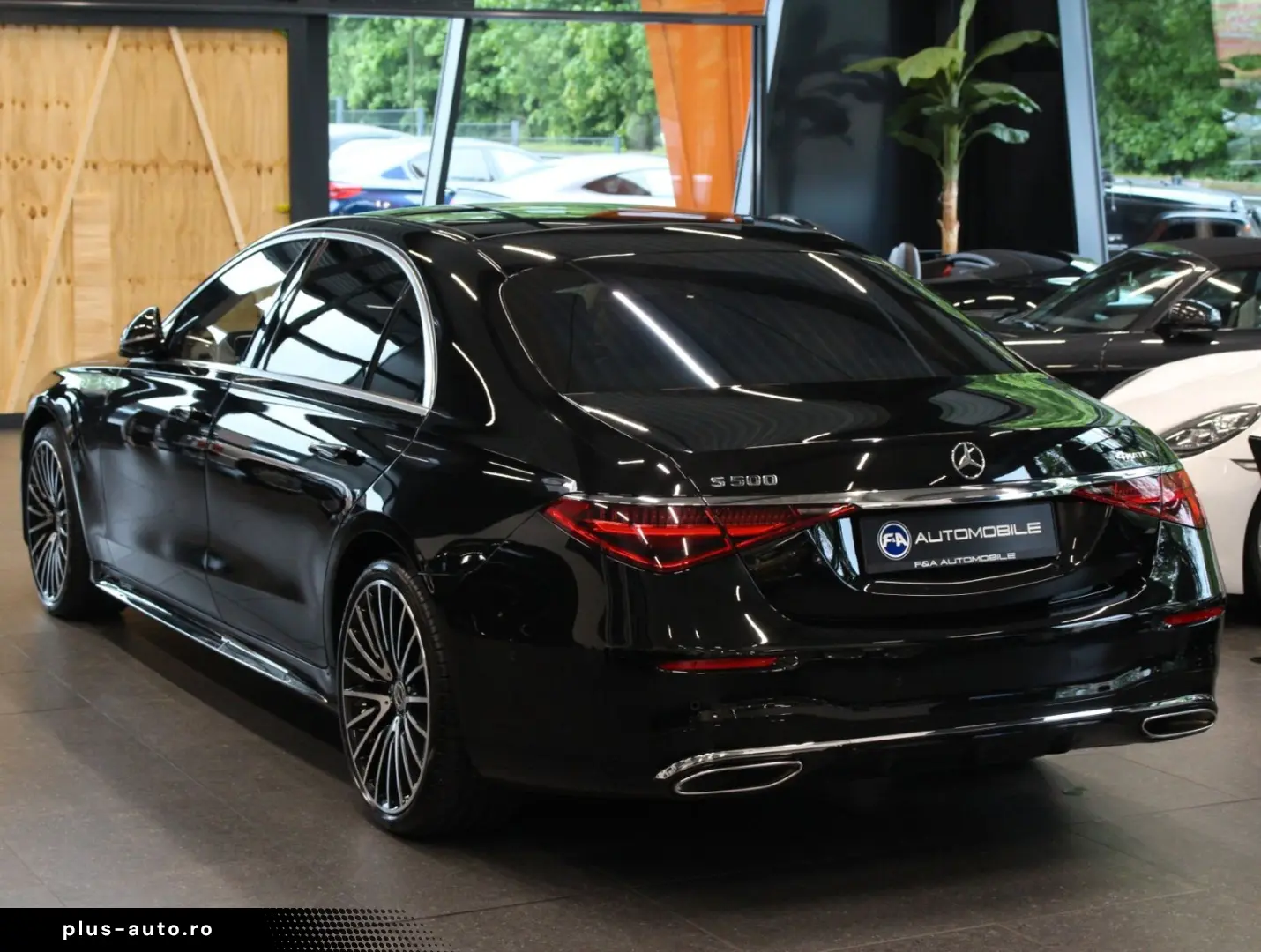 MERCEDES-BENZ S 500L 4Matic AMG Line Chauffeur Execu&hellip;