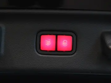 MERCEDES-BENZ S 500L 4Matic AMG Line Chauffeur Execu…