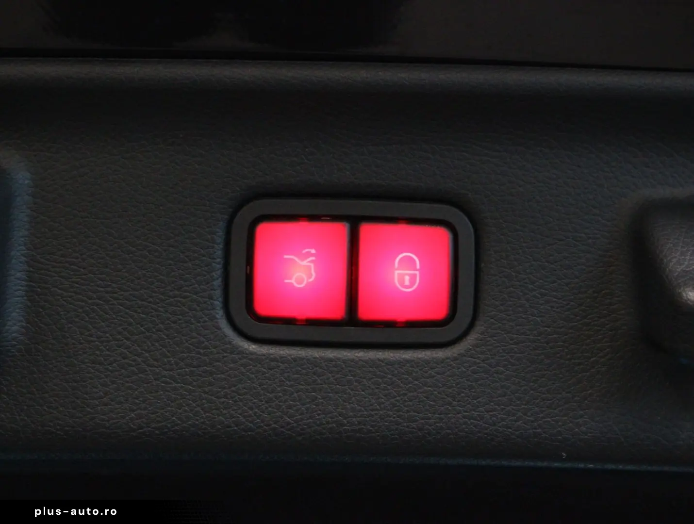 MERCEDES-BENZ S 500L 4Matic AMG Line Chauffeur Execu&hellip;