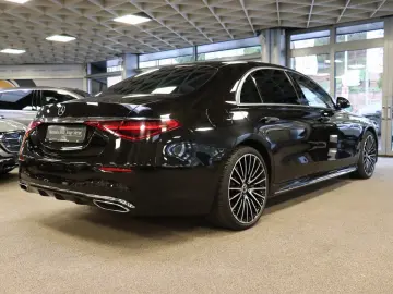 MERCEDES-BENZ S 400d 4M L AMG Exclusiv Chaffeur 3D 4…