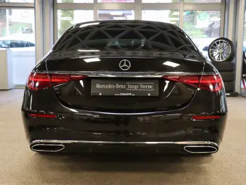MERCEDES-BENZ S 400d 4M L AMG Exclusiv Chaffeur 3D 4…