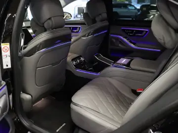MERCEDES-BENZ S 400d 4M L AMG Exclusiv Chaffeur 3D 4…