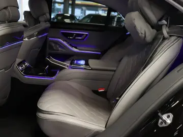 MERCEDES-BENZ S 400d 4M L AMG Exclusiv Chaffeur 3D 4…