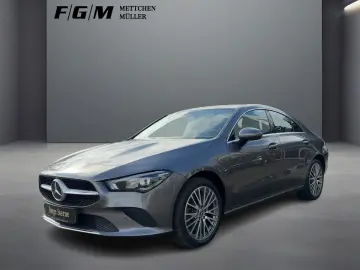 MERCEDES-BENZ CLA 250 e Progressive Navi Pano LED R-Kam