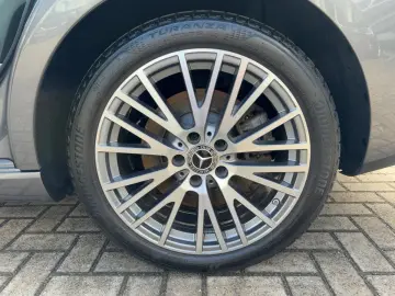 MERCEDES-BENZ CLA 250 e Progressive Navi Pano LED R-Kam