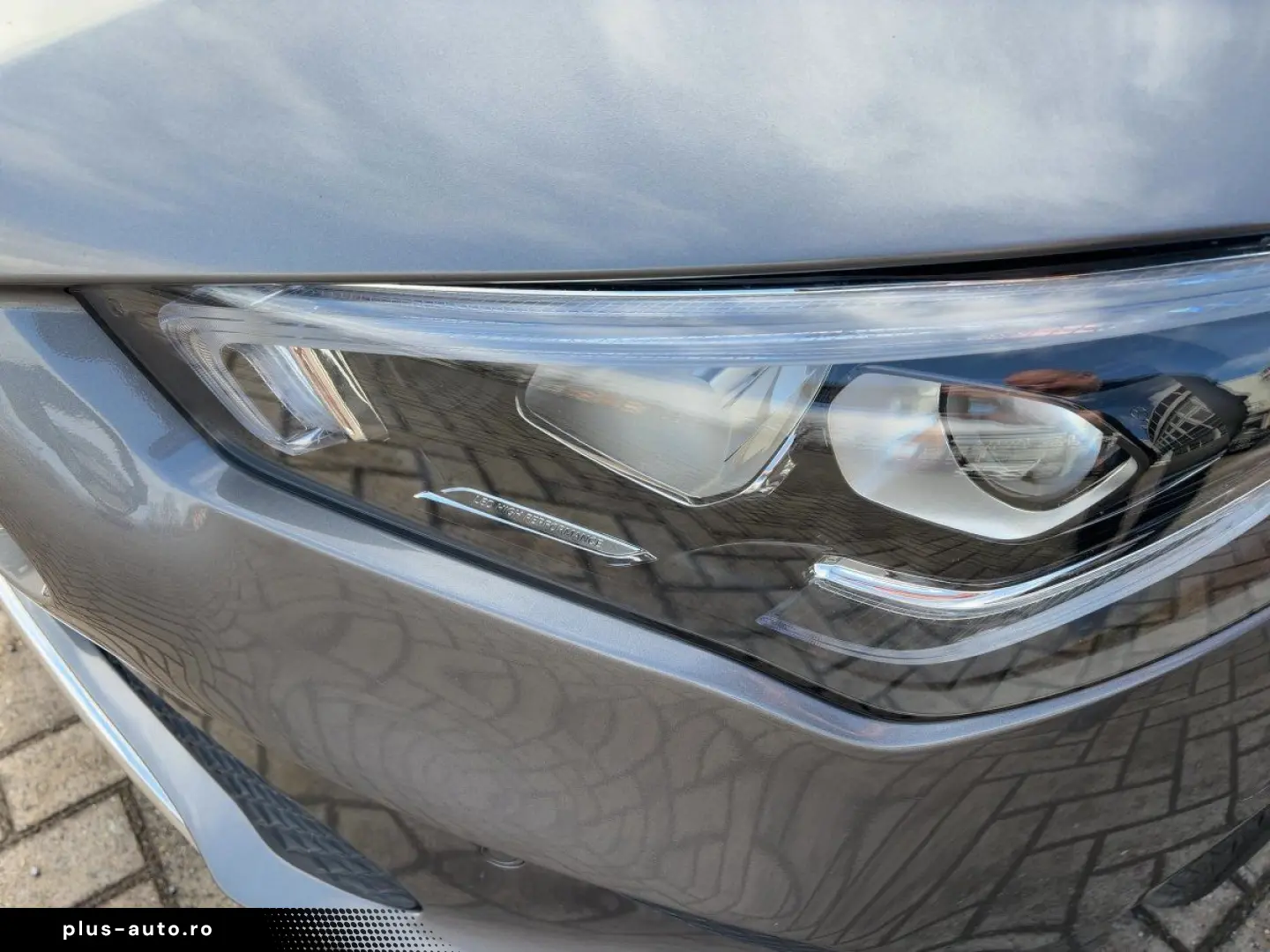 MERCEDES-BENZ CLA 250 e Progressive Navi Pano LED R-Kam