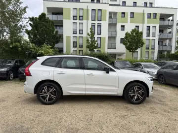 VOLVO XC60 R Design LED KAMERA LEDER MEMORY SPURASSIST