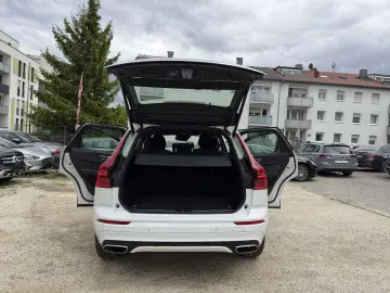 VOLVO XC60 R Design LED KAMERA LEDER MEMORY SPURASSIST