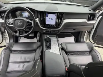VOLVO XC60 R Design LED KAMERA LEDER MEMORY SPURASSIST