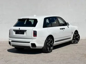 ROLLS ROYCE Cullinan Black Badge Série II