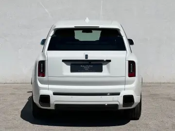 ROLLS ROYCE Cullinan Black Badge Série II