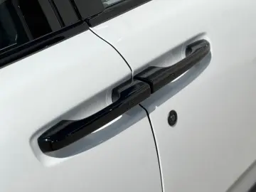 ROLLS ROYCE Cullinan Black Badge Série II