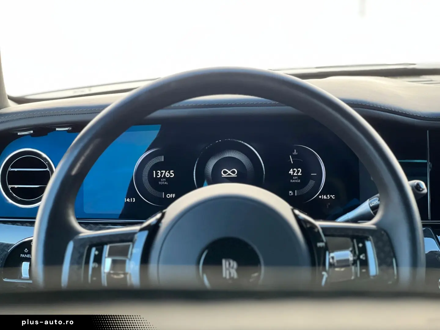 ROLLS-ROYCE Cullinan 2024 — imagine 17