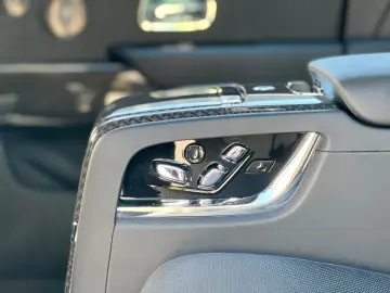 ROLLS ROYCE Cullinan Black Badge Série II