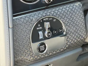 ROLLS ROYCE Cullinan Black Badge Série II