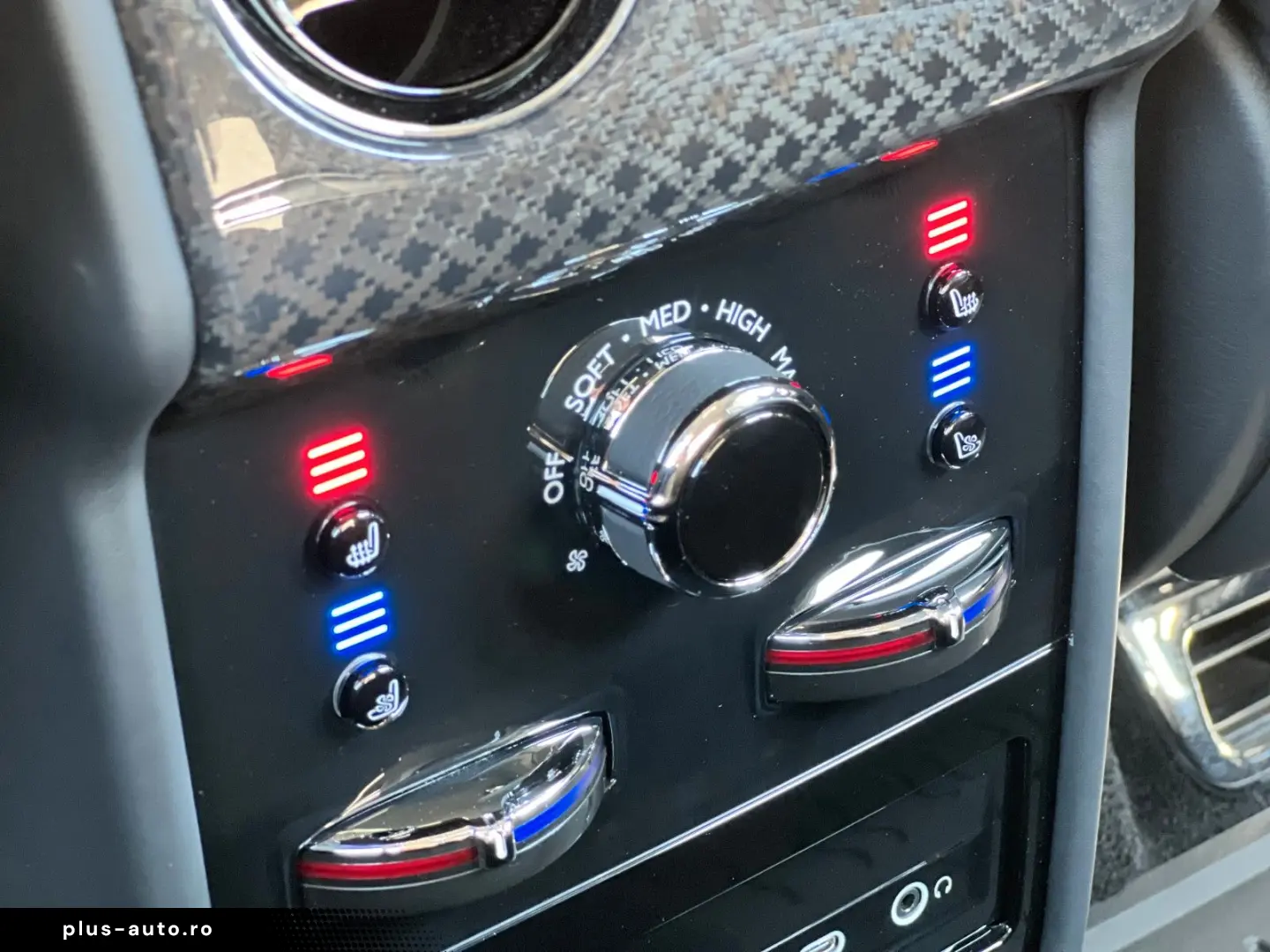 ROLLS-ROYCE Cullinan 2024 — imagine 28