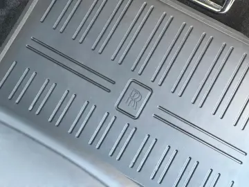 ROLLS ROYCE Cullinan Black Badge Série II